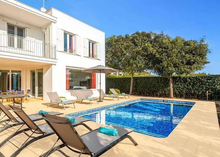 Vila Julianne By Cala'N Blanes (Menorca)